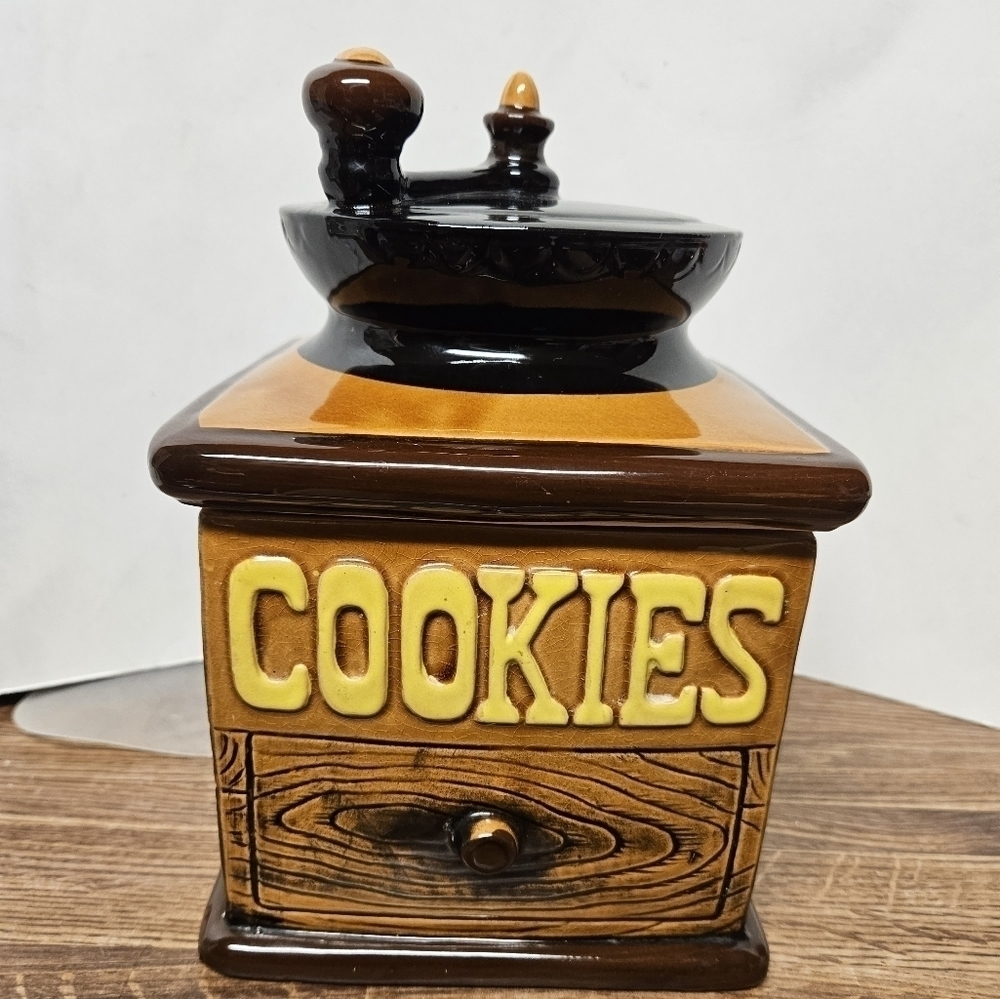 Vintage Giftcraft Ceramic Coffee Mill Cookie Jar